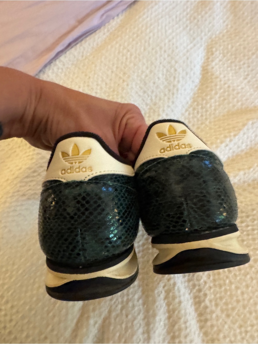 adidas Women’s Green Snake-Print Sneakers with White Stripes SL72 - Picture 3 of 6